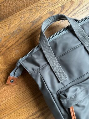 Like-New ORI London Bantry Bag in Graphite Gray nylon